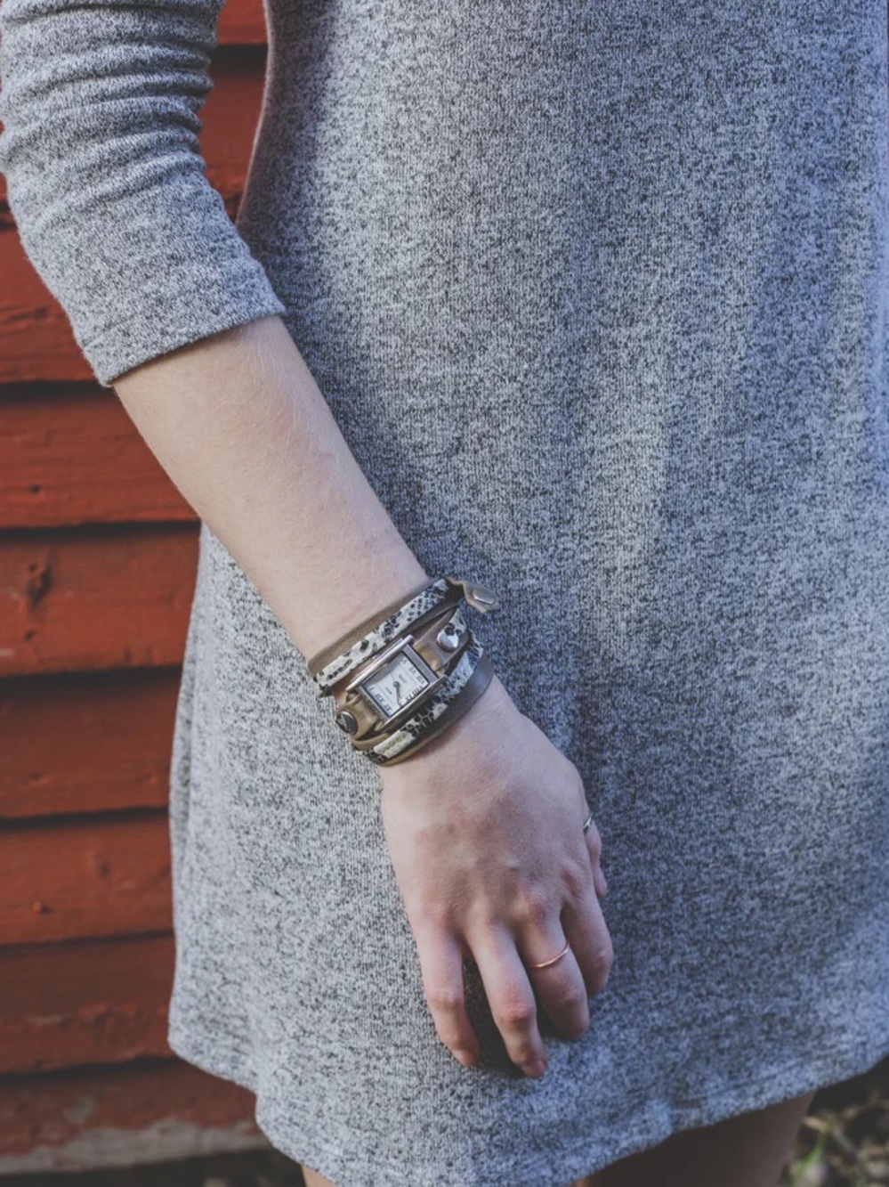 La Mer Grey and Black Snake-Print Leather Wrap Strap Watch EUC